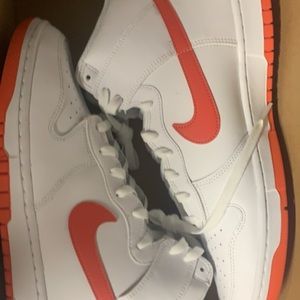 White Nike Dunks